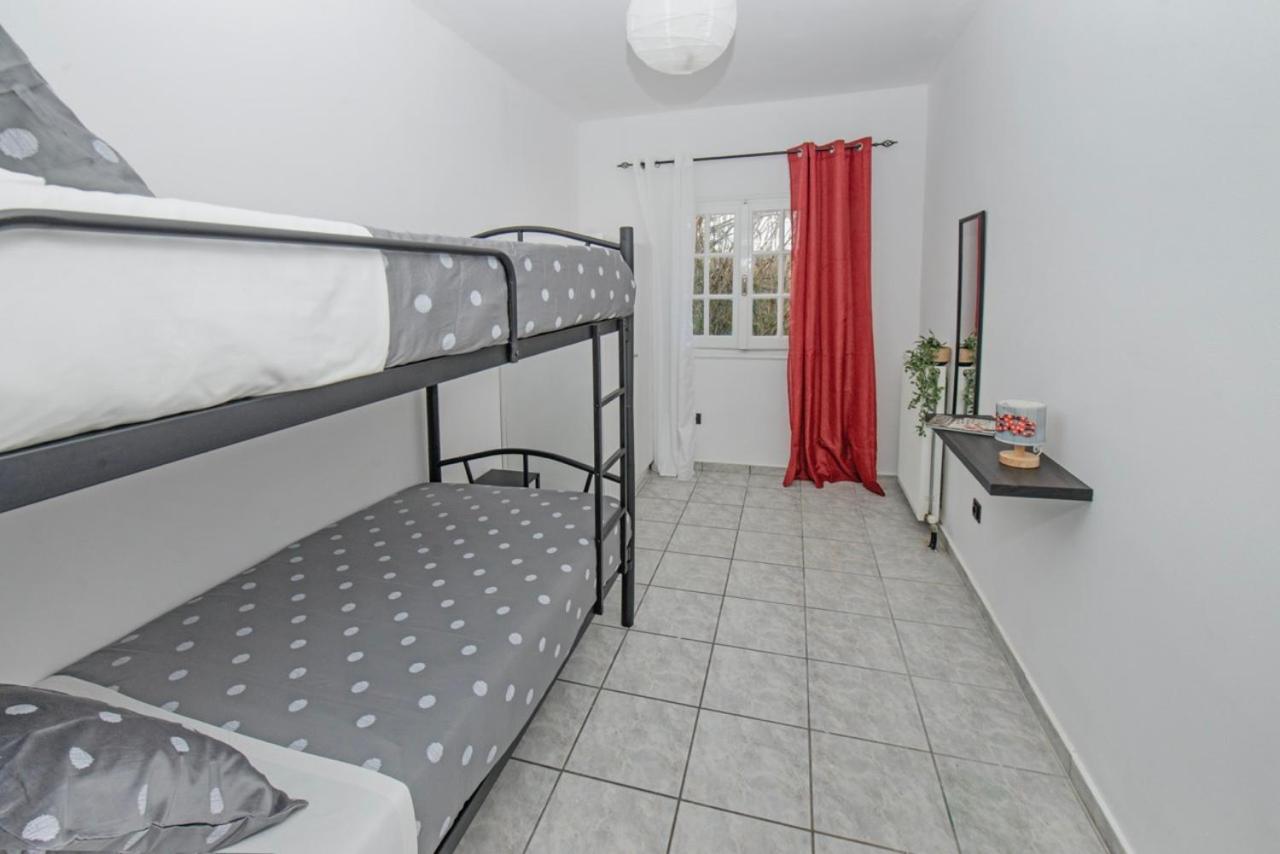 Ionian Luxury Apartments Перама Екстериор снимка