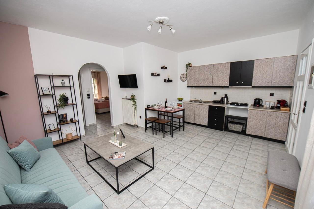 Ionian Luxury Apartments Перама Екстериор снимка