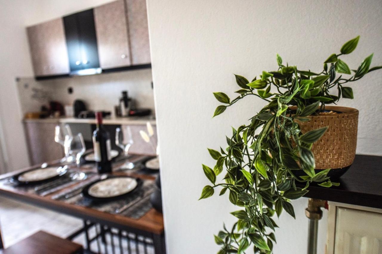 Ionian Luxury Apartments Перама Екстериор снимка